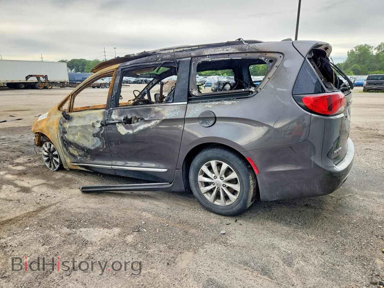 2017 CHRYSLER PACIFICA - VIN: 2C4RC1BG7HR598359 - Photo 2