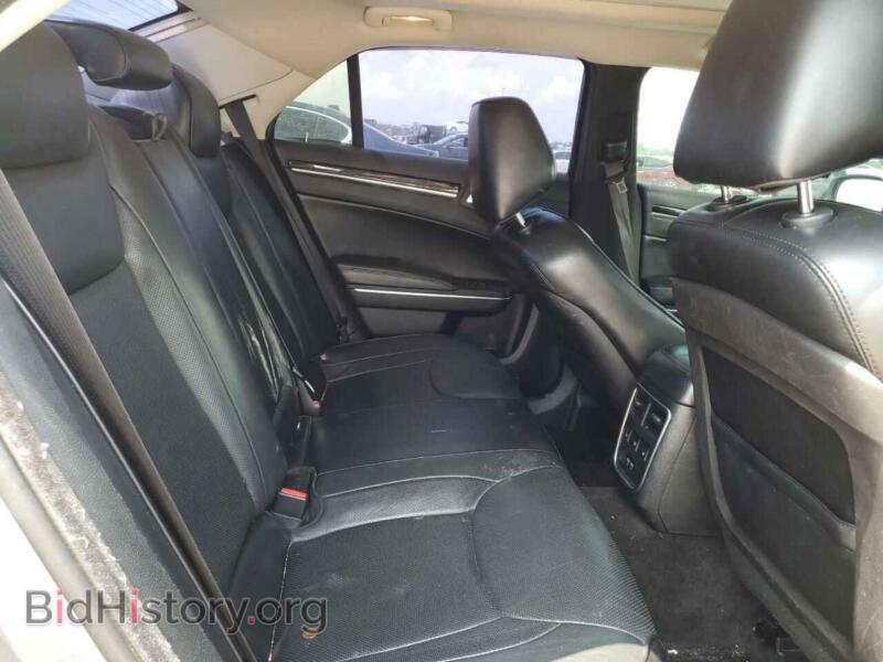 2016 Chrysler 300 (VIN 2C3CCAEG7GH111185) — фото 10 из 13