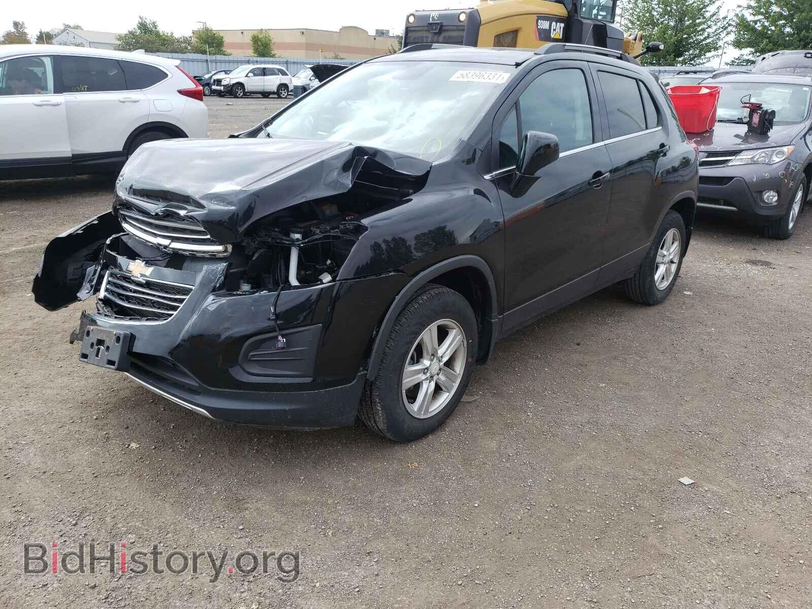 2016 CHEVROLET TRAX - VIN: 3GNCJPSB7GL231113 - Фото 2
