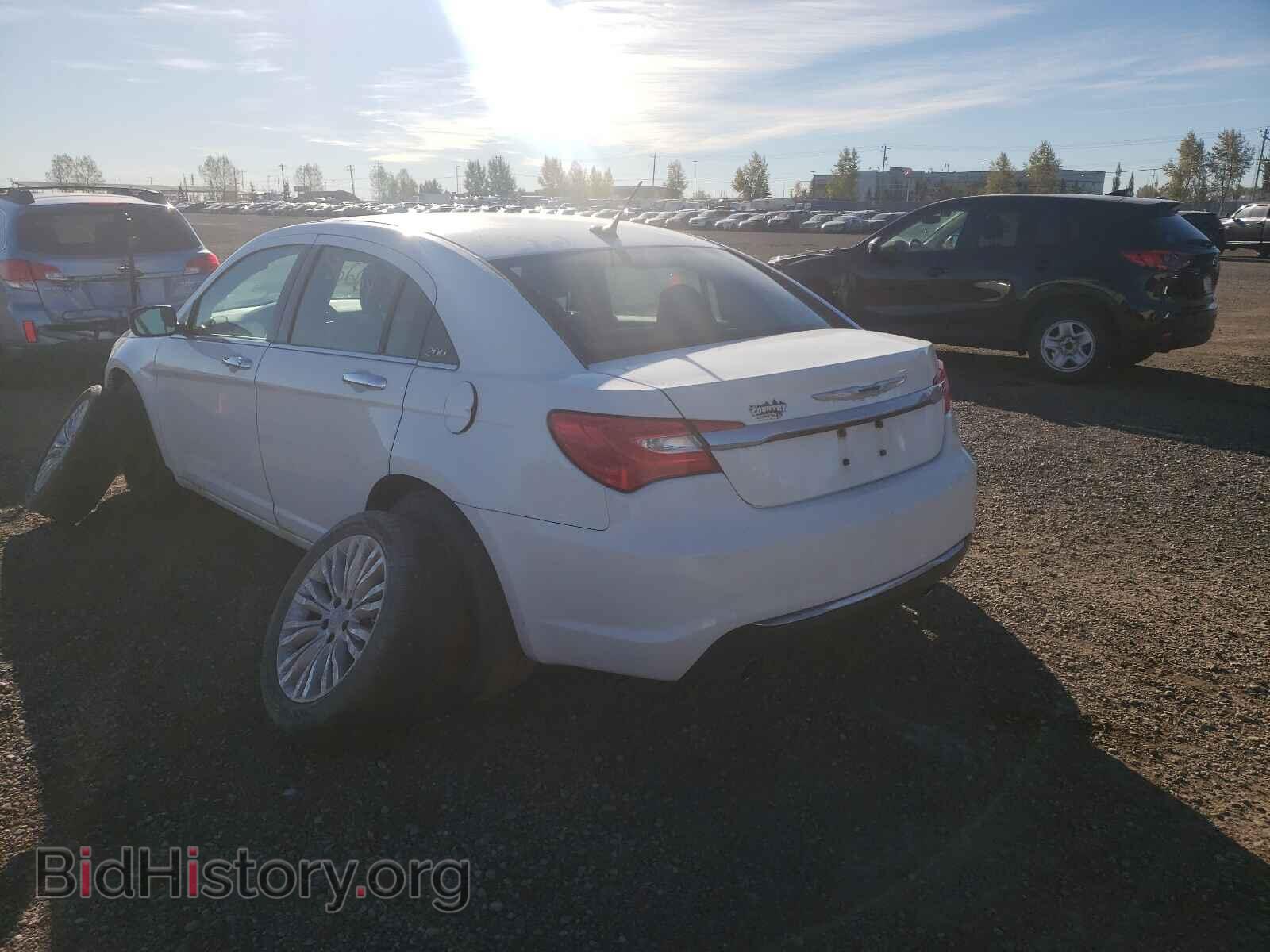 2012 CHRYSLER 200 - VIN: 1C3CCBCG5CN266716 - Фото 3