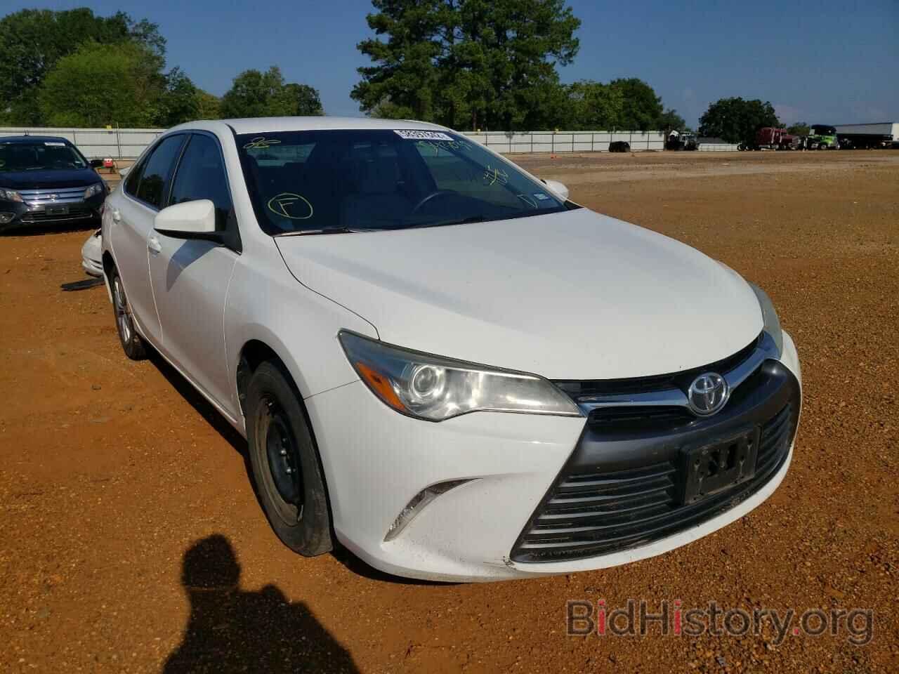 Photo 4T4BF1FK8GR543039 - TOYOTA CAMRY 2016