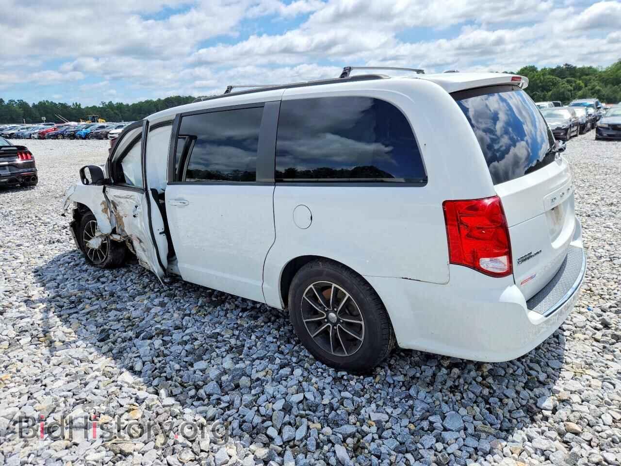 2018 DODGE GRAND CARA - VIN: 2C4RDGEG0JR284358 - Photo 2