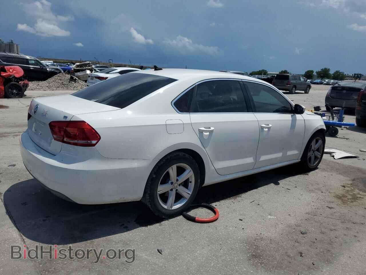 2013 VOLKSWAGEN PASSAT - VIN: 1VWBH7A33DC002975 - Фото 3