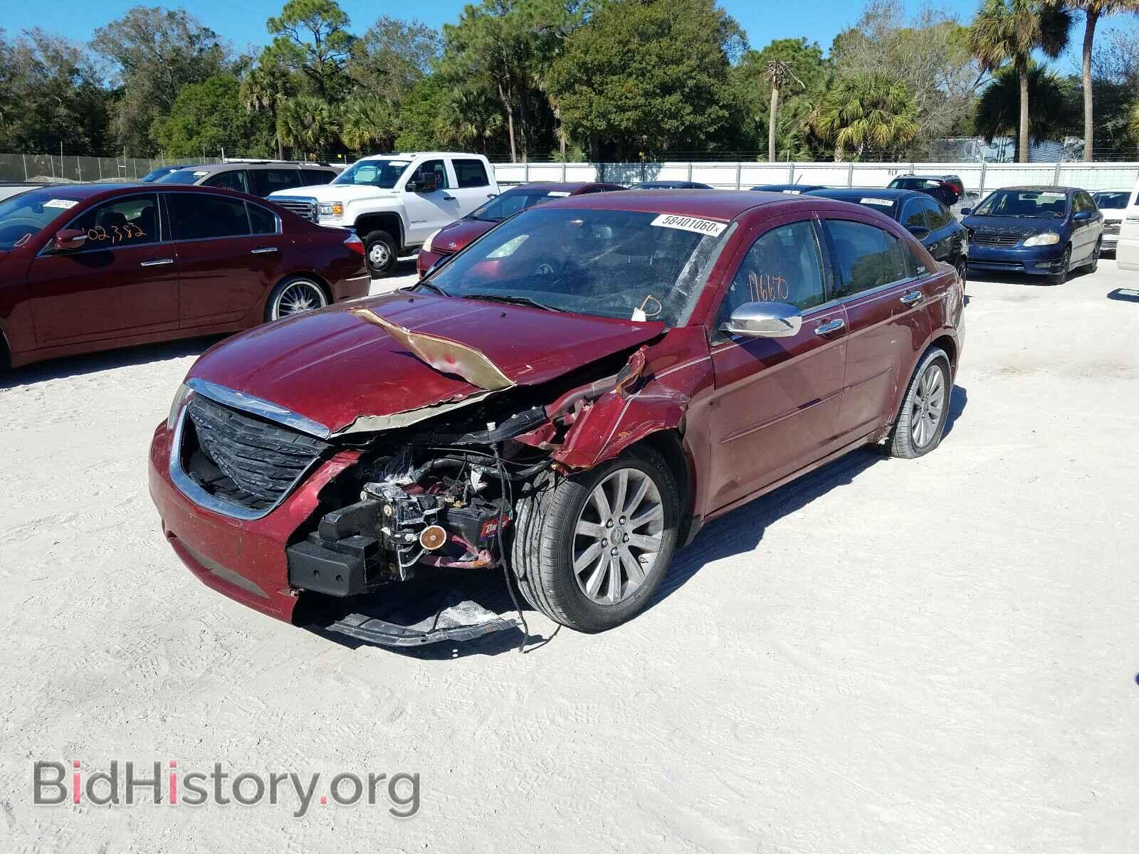 2013 CHRYSLER 200 - VIN: 1C3CCBCG5DN559033 - Фото 2