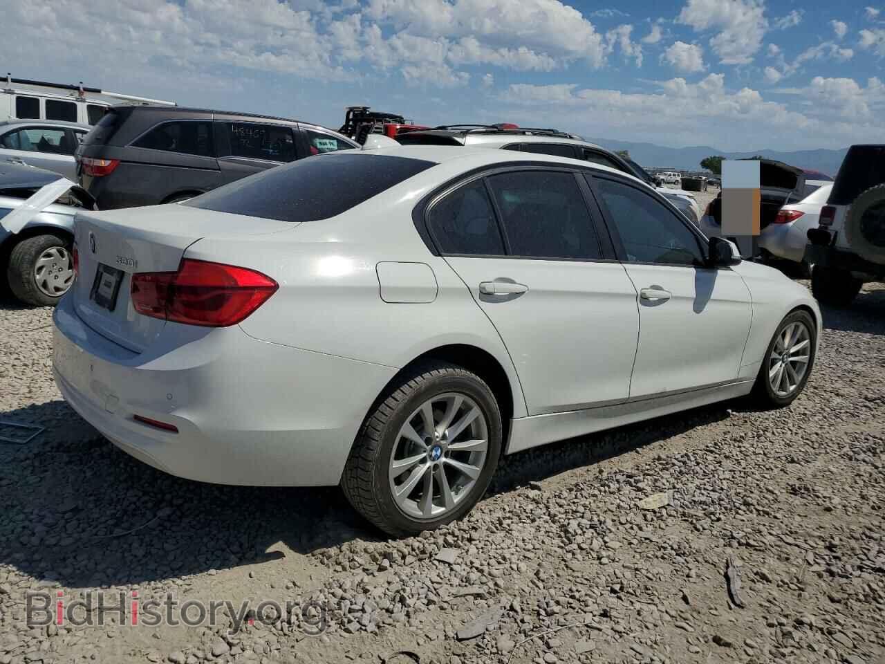 2017 BMW 3 SERIES - VIN: WBA8E5G3XHNU43480 - Фото 3