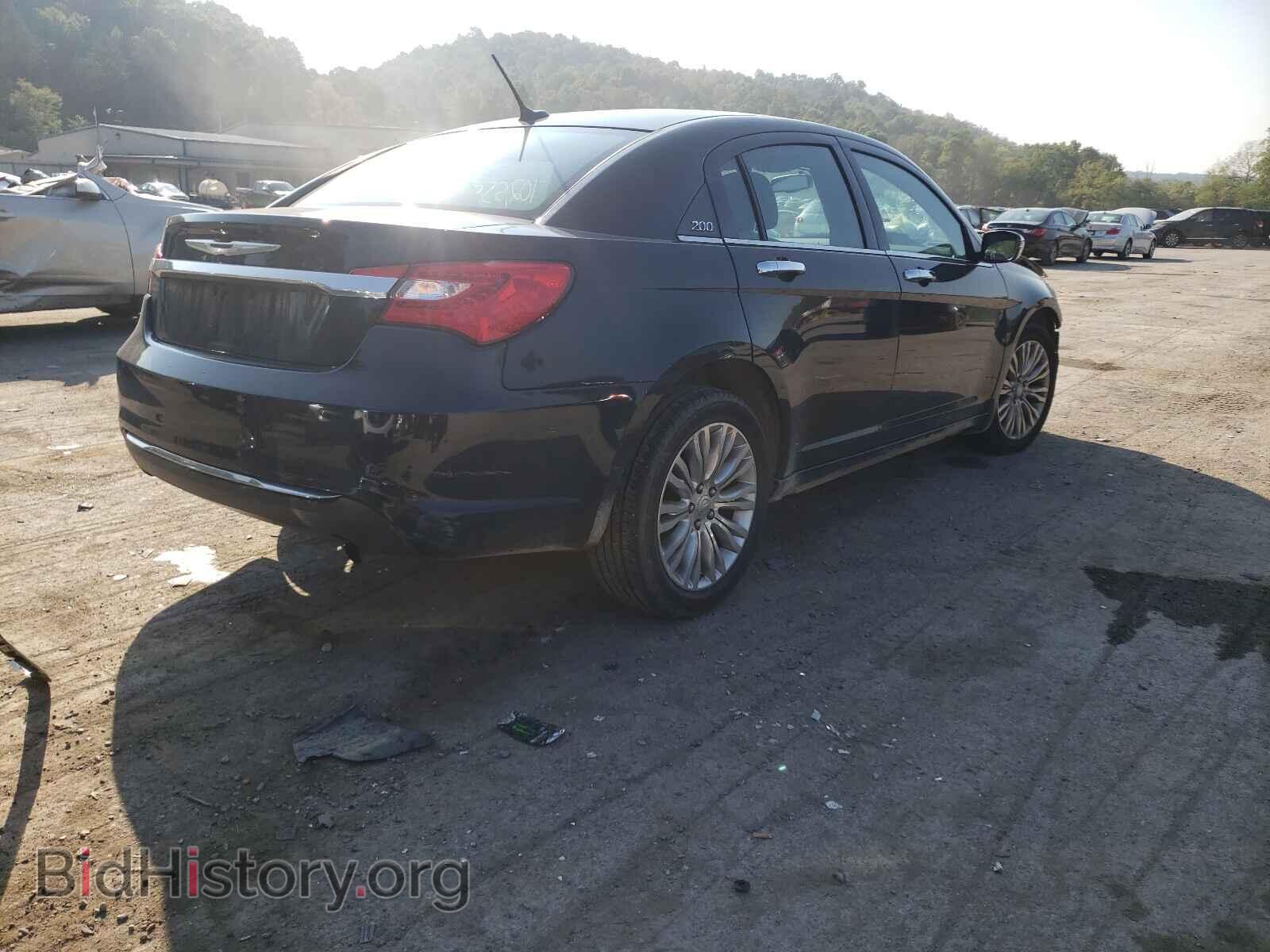 2011 CHRYSLER 200 - VIN: 1C3BC2FB1BN606969 - Photo 4