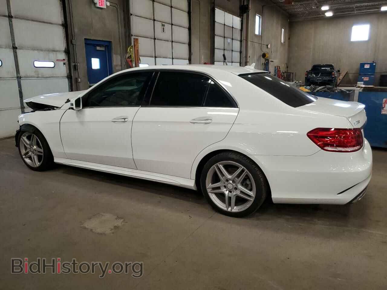 2014 MERCEDES-BENZ E-CLASS - VIN: WDDHF5KB6EA810141 - Фото 2
