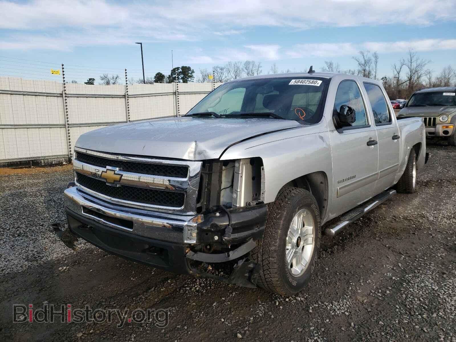 2011 CHEVROLET SILVERADO - VIN: 3GCPKSE39BG287151 - Photo 2