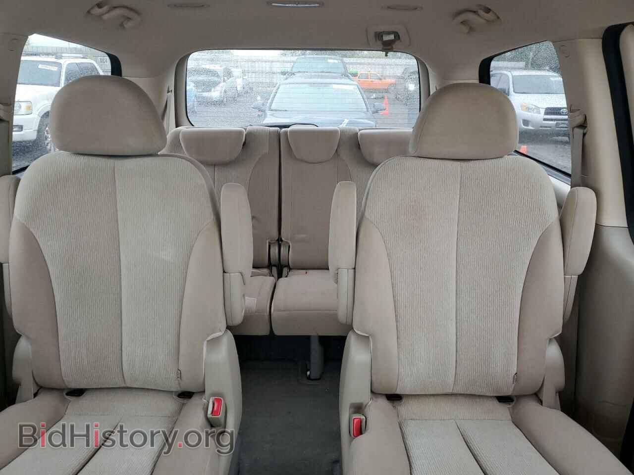 2011 KIA All Models - VIN: KNDMG4C76B6363609 - Photo 10