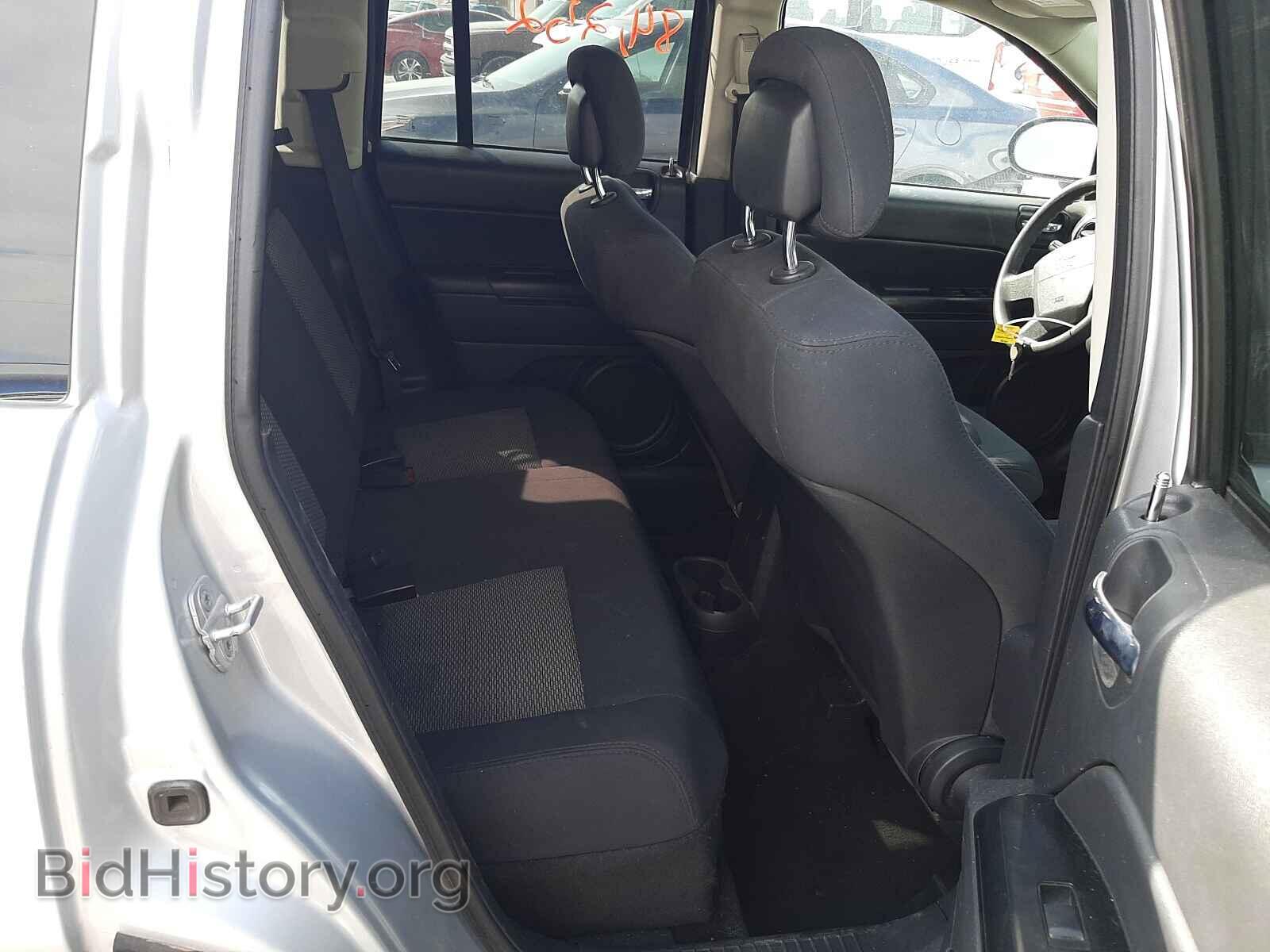 2010 JEEP COMPASS - VIN: 1J4NT4FB9AD650012 - Фото 6