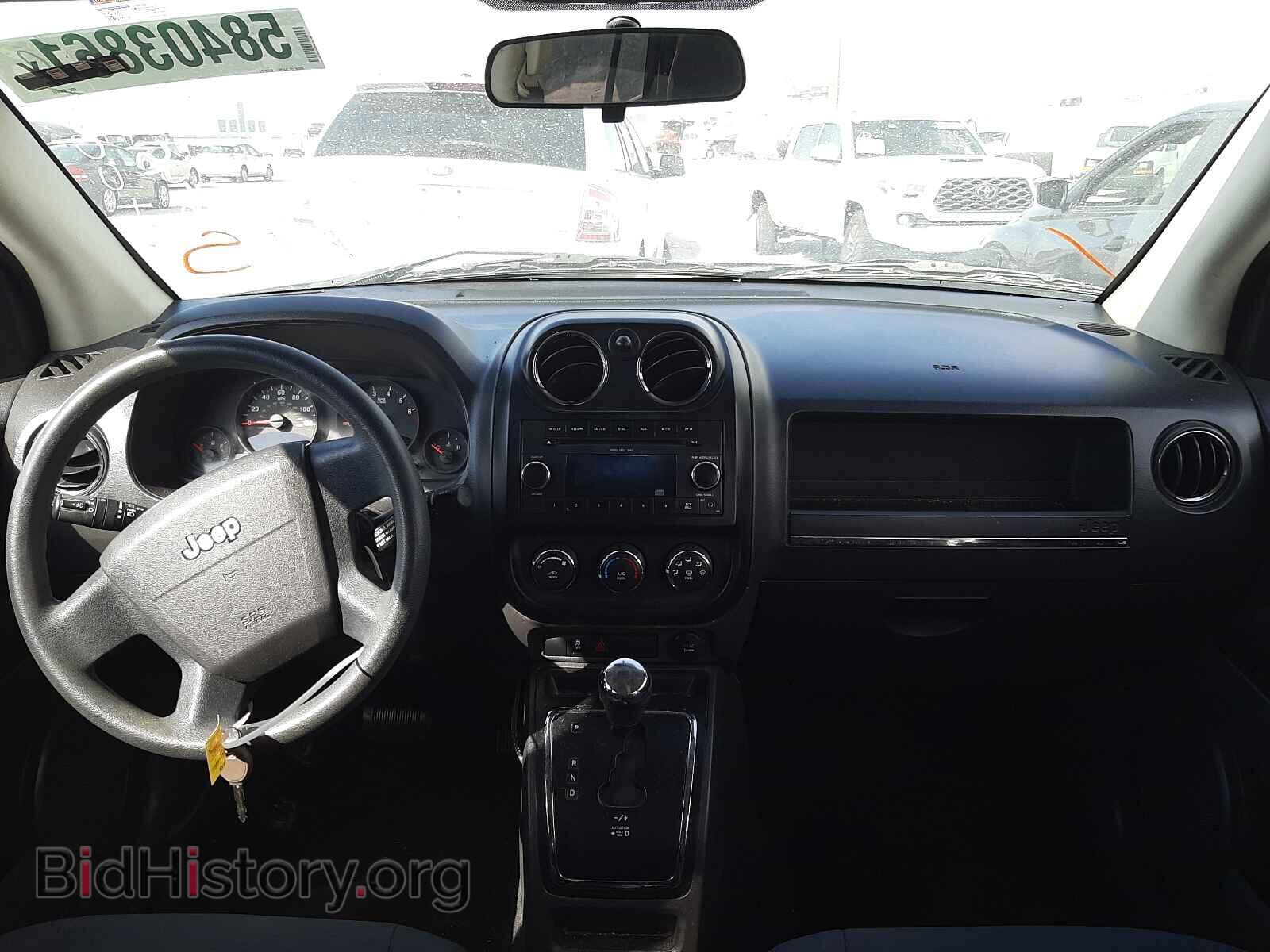 2010 JEEP COMPASS - VIN: 1J4NT4FB9AD650012 - Фото 9