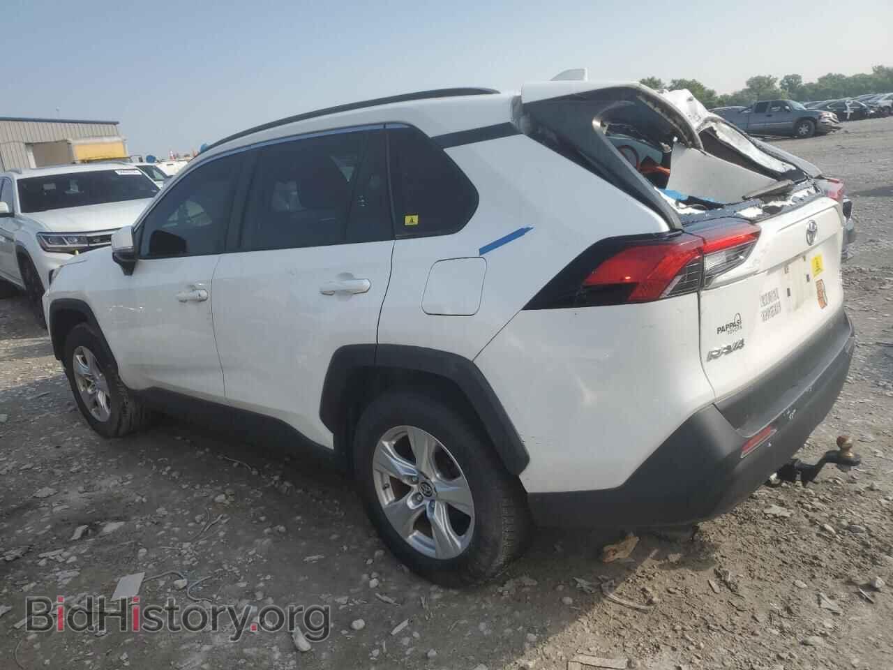 2019 TOYOTA RAV4 - VIN: JTMP1RFV3KD020337 - Фото 2