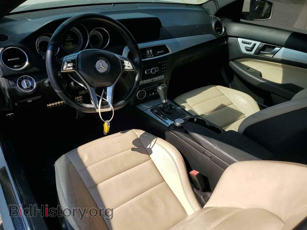 2012 MERCEDES-BENZ C-CLASS - VIN: WDDGJ4HB7CF933071 - Фото 8