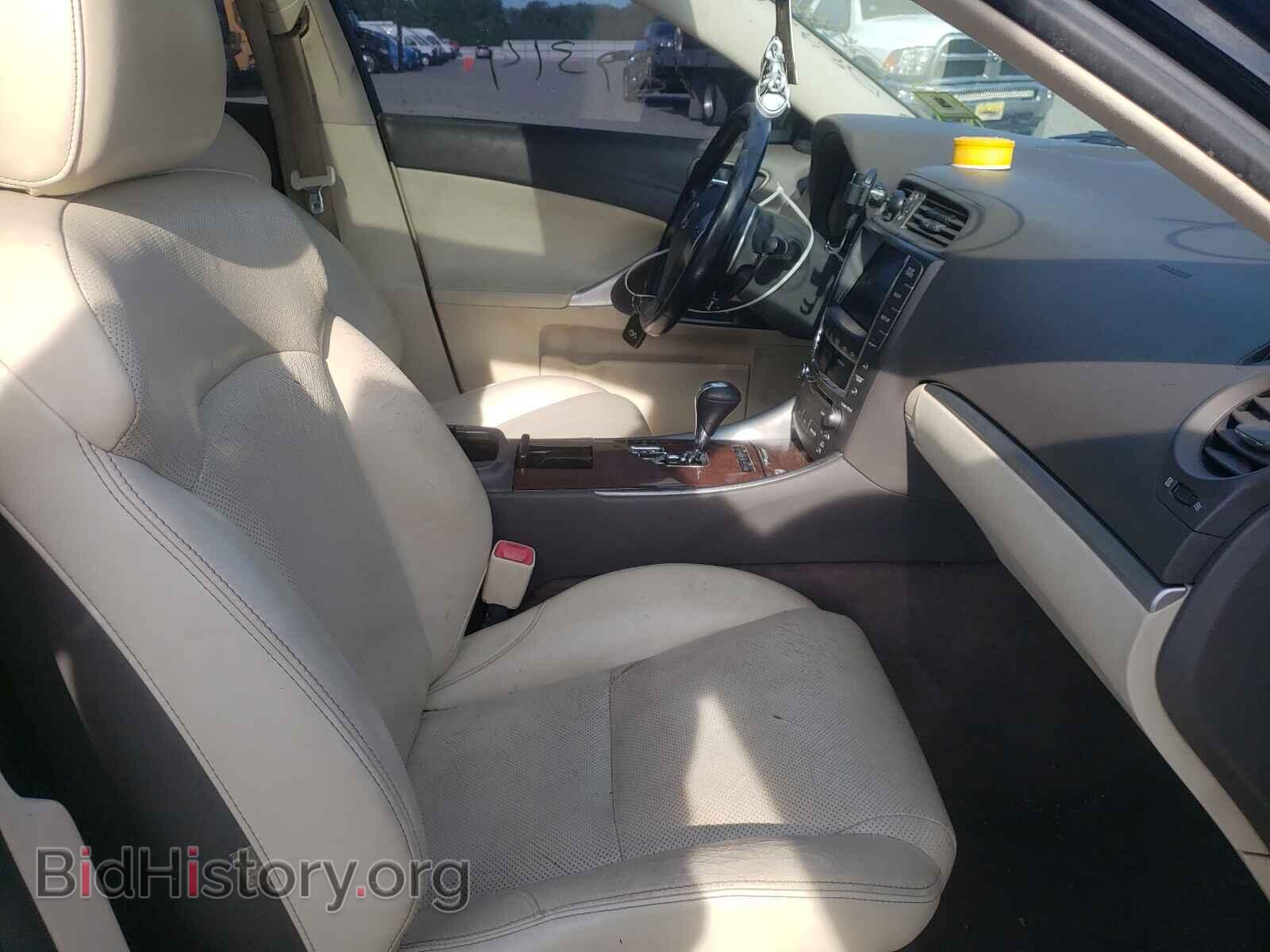 2011 LEXUS IS - VIN: JTHCF5C20B5048494 - Фото 5