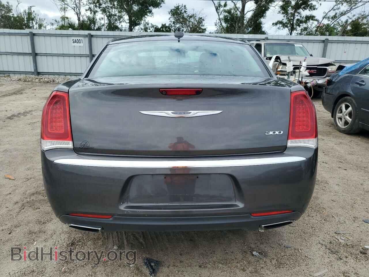 2016 CHRYSLER 300 - VIN: 2C3CCAAG1GH189581 - Фото 6