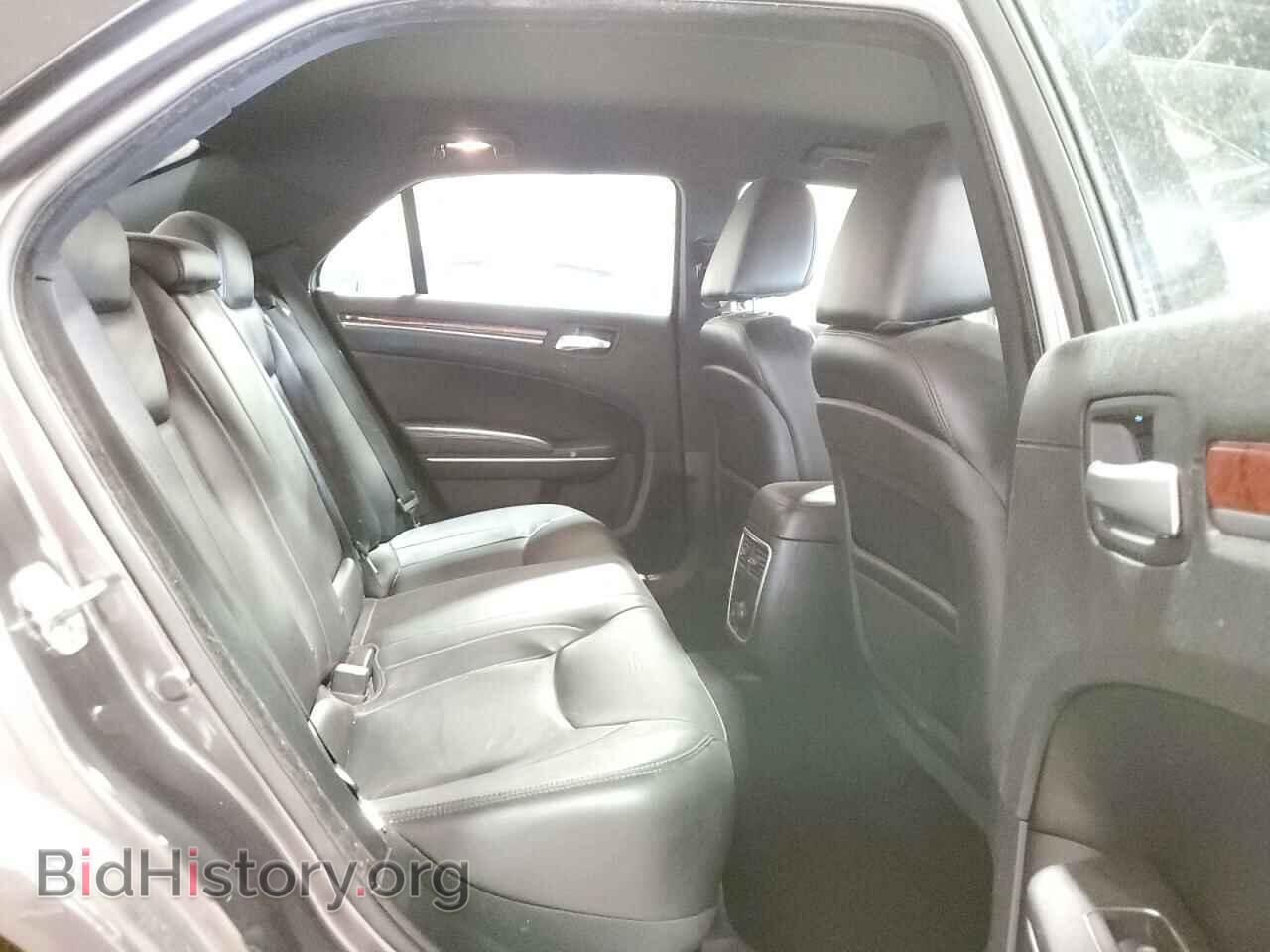 2013 CHRYSLER 300 - VIN: 2C3CCAAG0DH666903 - Фото 10