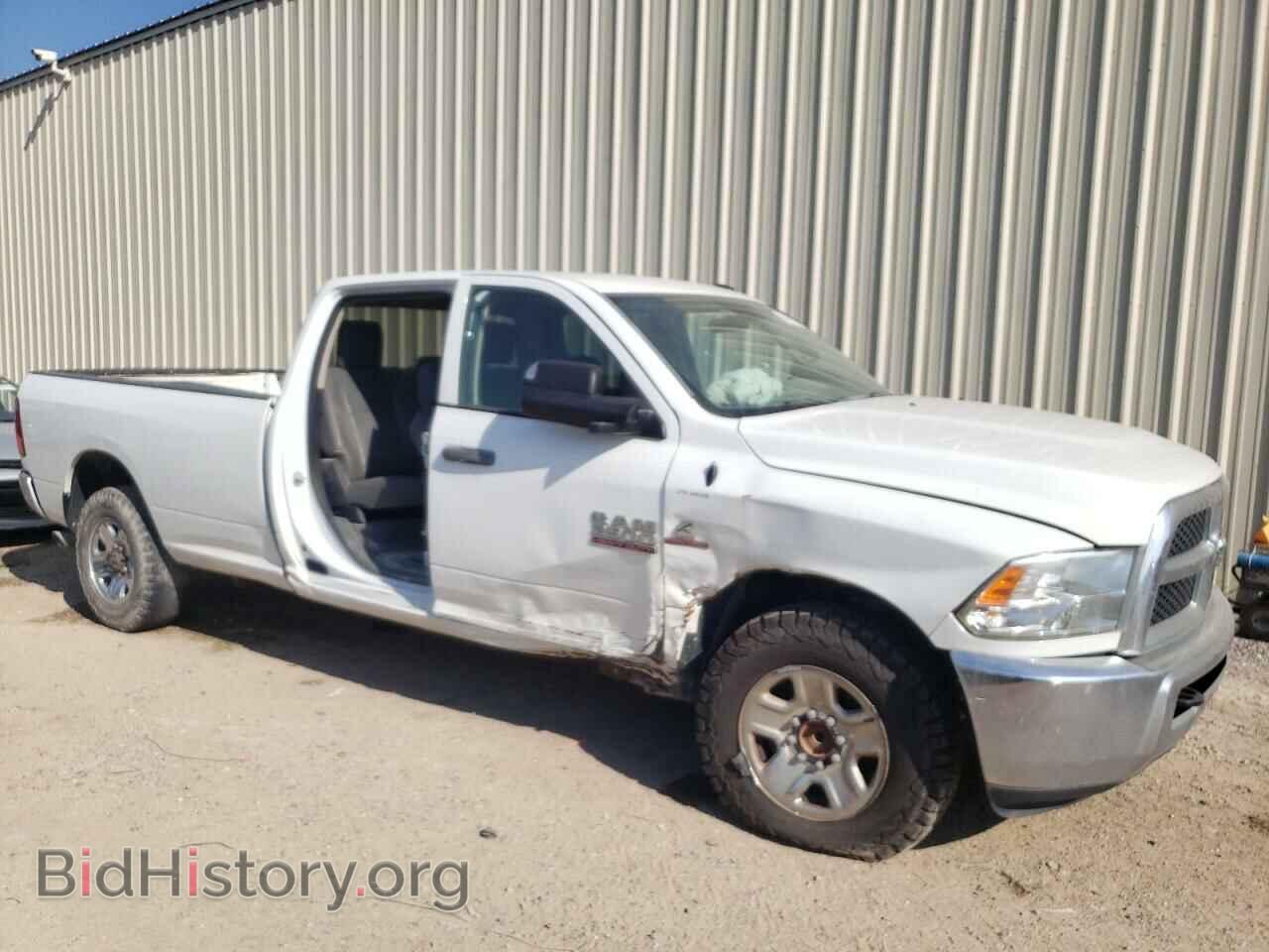 2017 RAM All Models - VIN: 3C6UR4HL4HG620068 - Фото 4