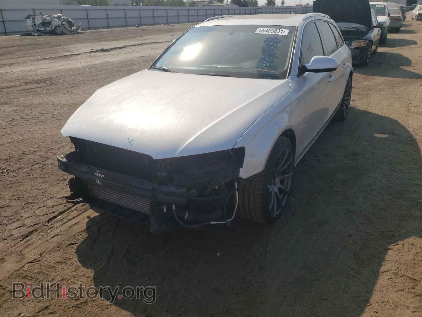 2011 AUDI A4 - VIN: WAUWFAFL4BA066125 - Фото 2