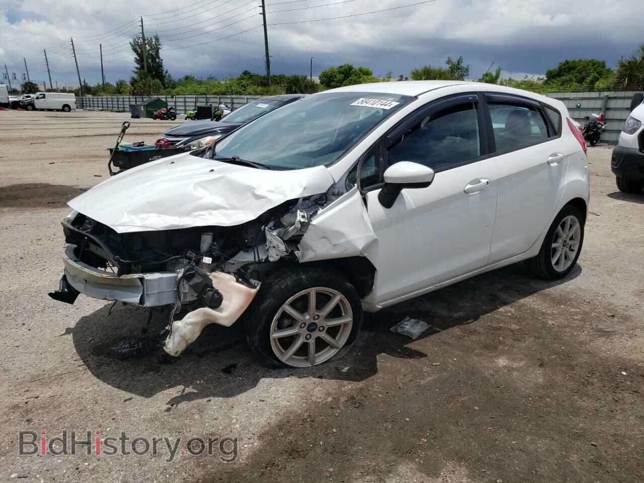 Photo 3FADP4EJ1KM136777 - FORD FIESTA 2019