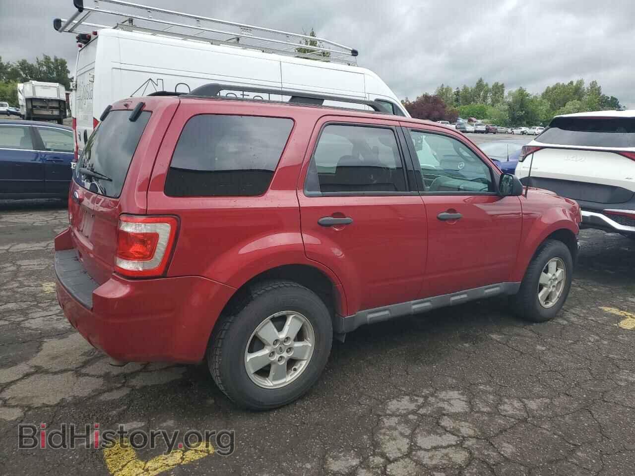 2010 FORD ESCAPE - VIN: 1FMCU9D73AKC66739 - Фото 3