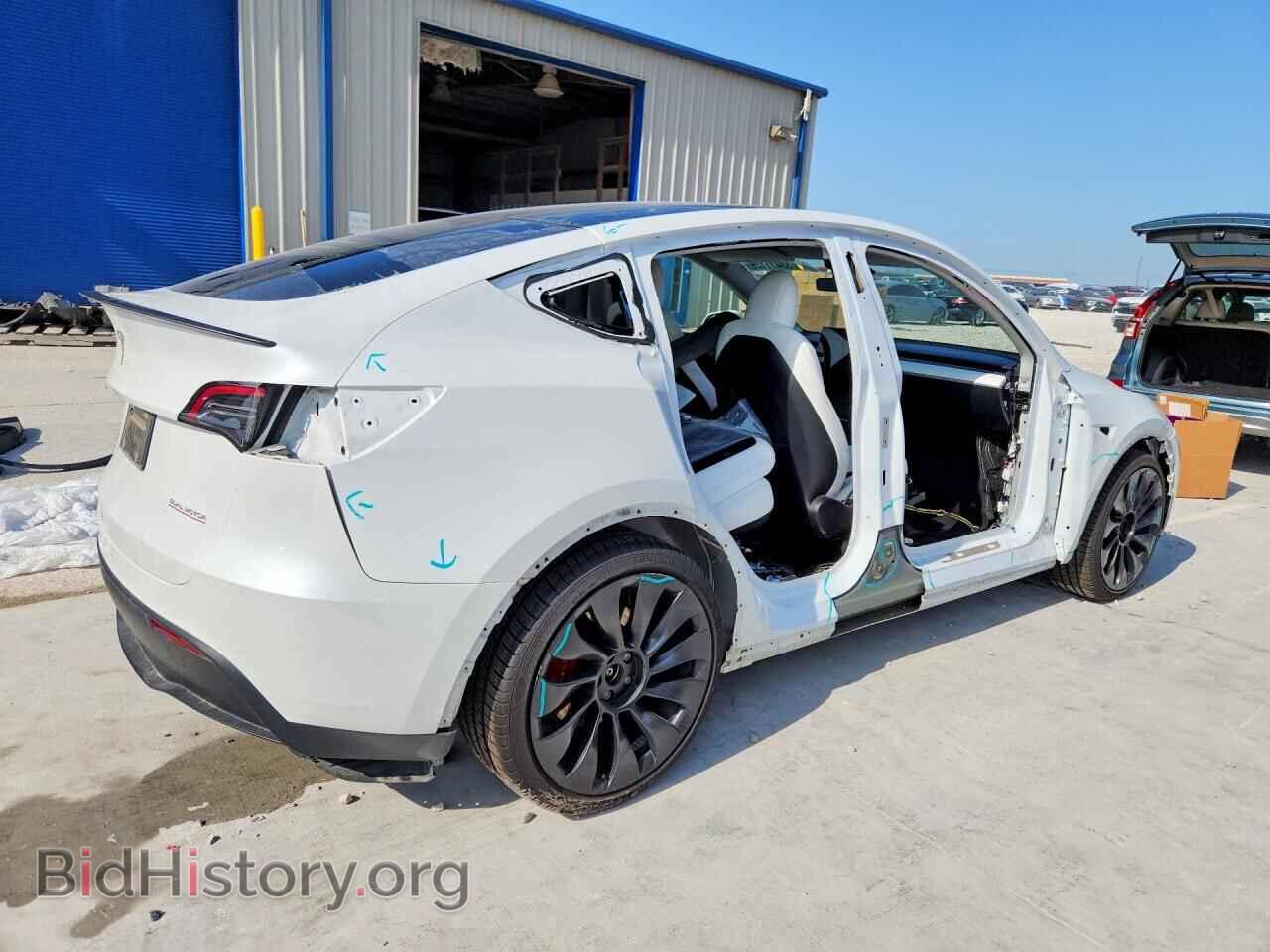 2023 TESLA MODEL Y - VIN: 7SAYGDEF2PF595872 - Photo 3