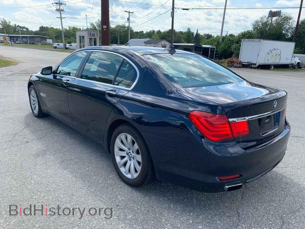 2011 BMW 7 SERIES - VIN: WBAKC8C57BC431889 - Фото 3