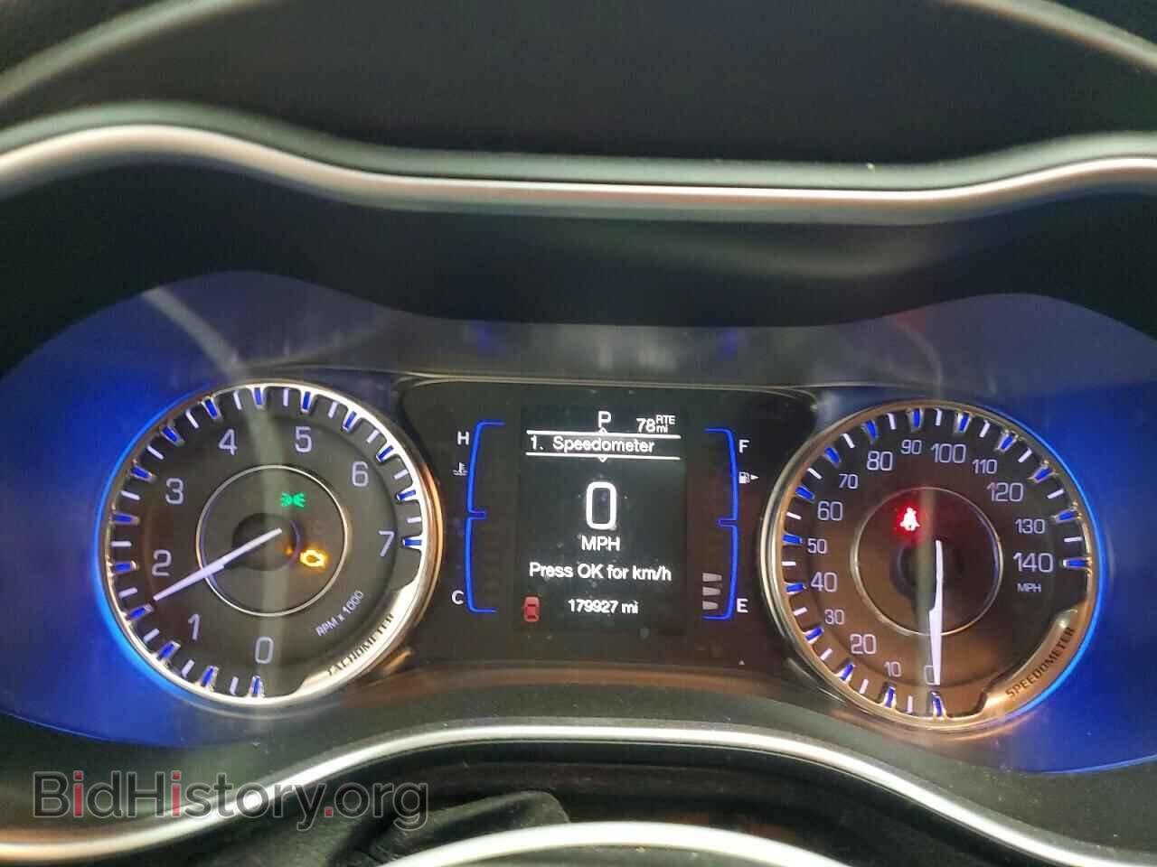 2016 CHRYSLER 200 - VIN: 1C3CCCAB5GN105902 - Photo 9