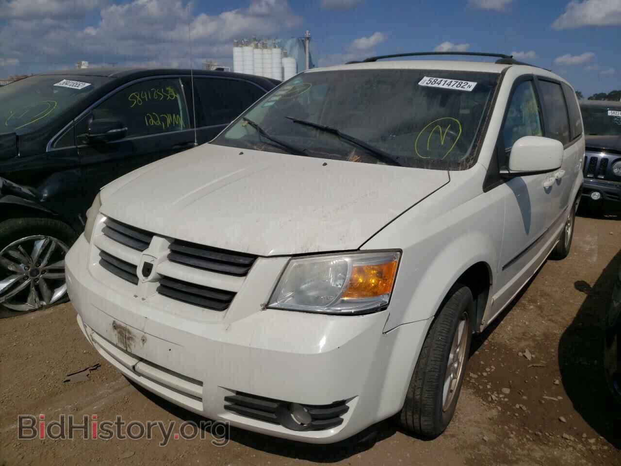 2010 DODGE CARAVAN - VIN: 2D4RN5D18AR408006 - Фото 2