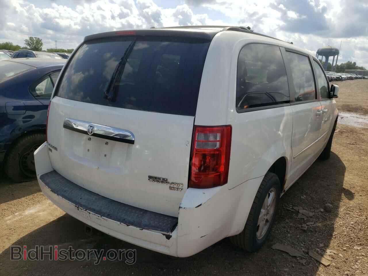 2010 DODGE CARAVAN - VIN: 2D4RN5D18AR408006 - Фото 4
