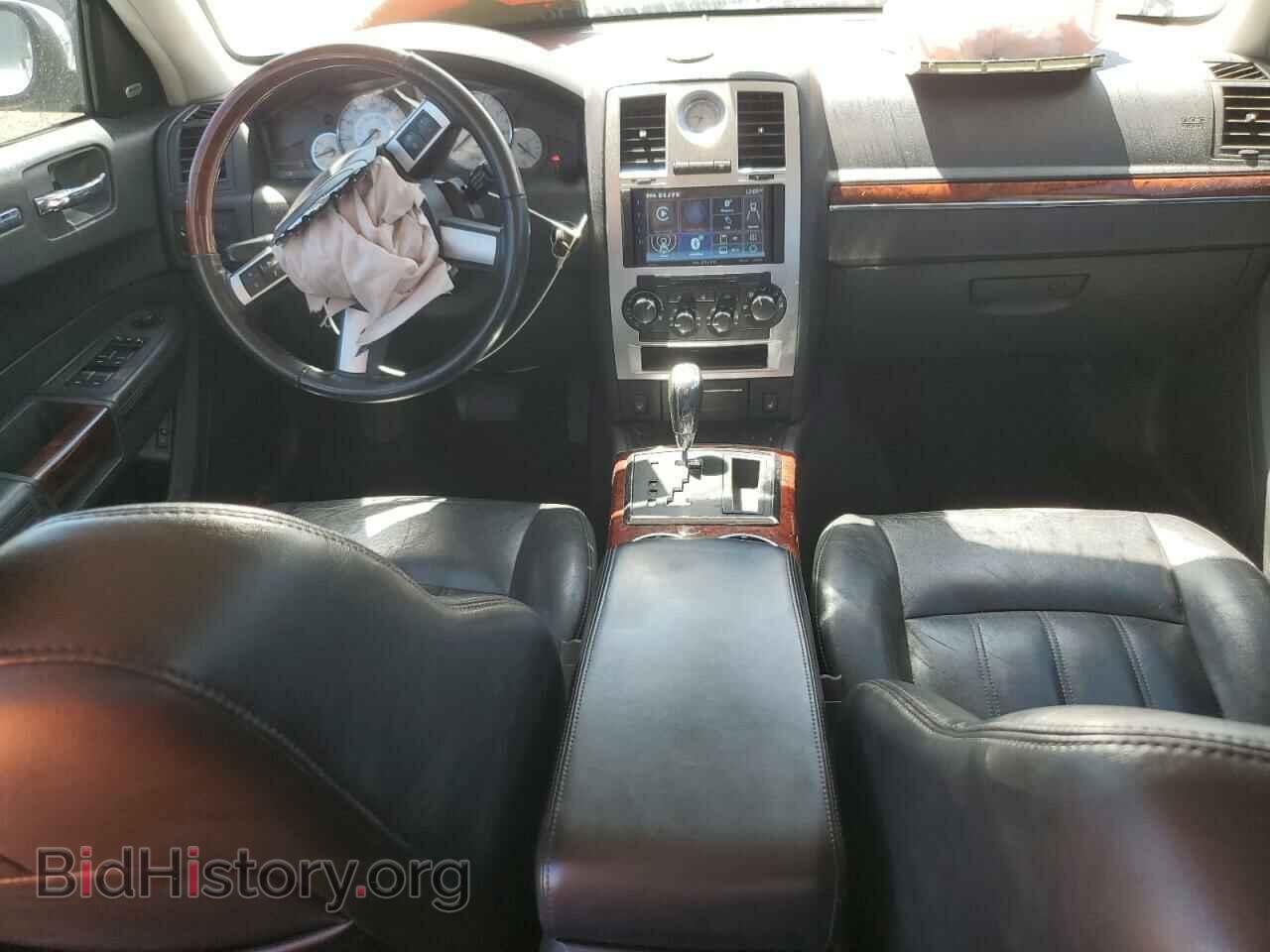 2008 CHRYSLER 300 - VIN: 2C3KK63H88H132507 - Фото 8