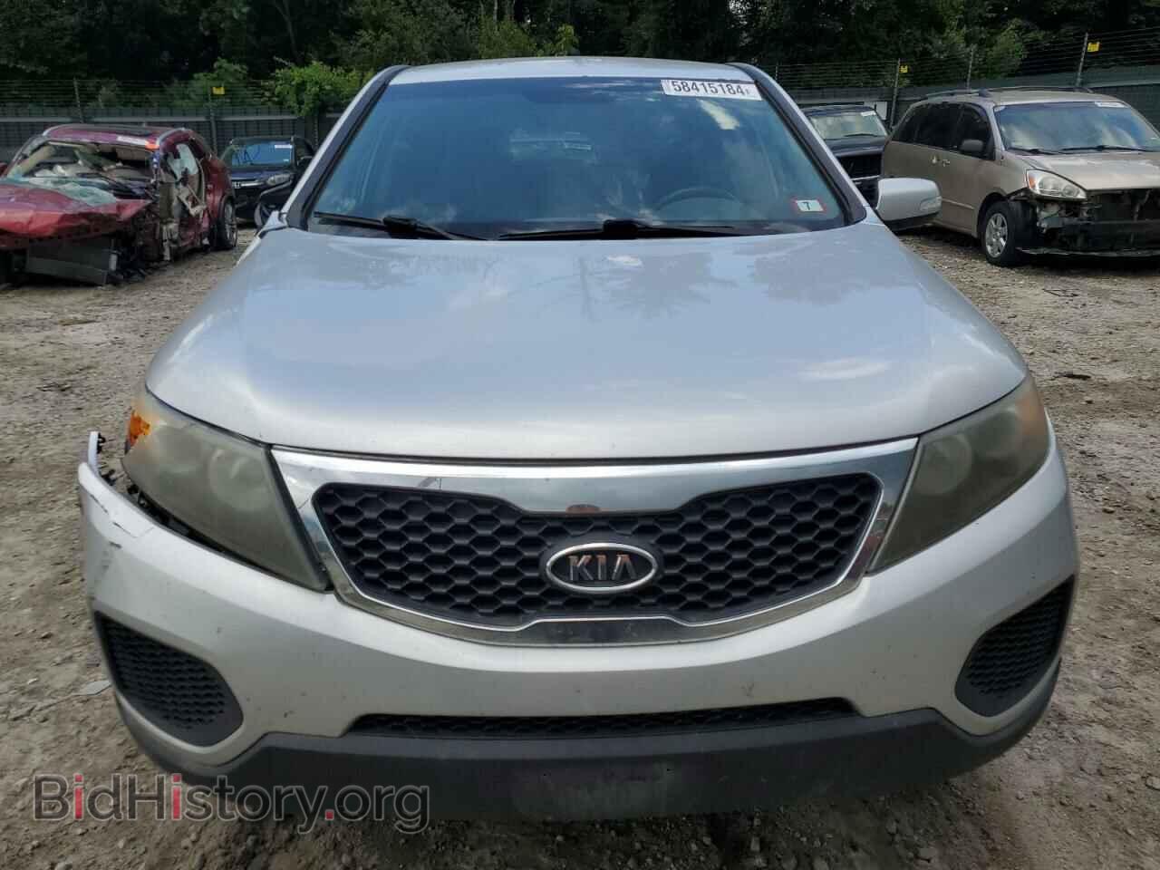 2011 KIA SORENTO - VIN: 5XYKTCA12BG173962 - Фото 5