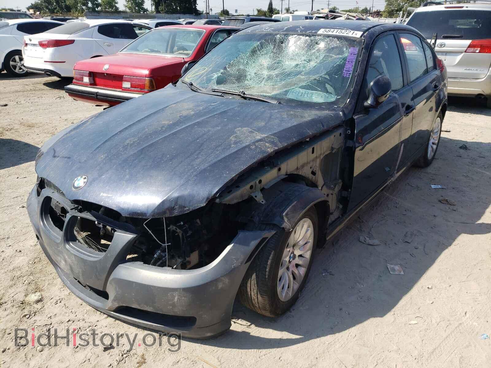 2009 BMW 3 SERIES - VIN: WBAPH73559A174805 - Фото 2