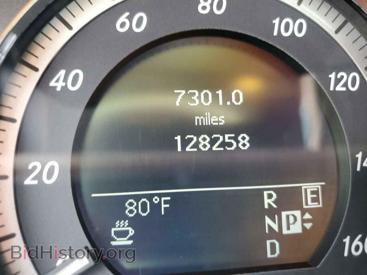 2011 MERCEDES-BENZ E-CLASS - VIN: WDDHF8HB3BA370268 - Фото 8