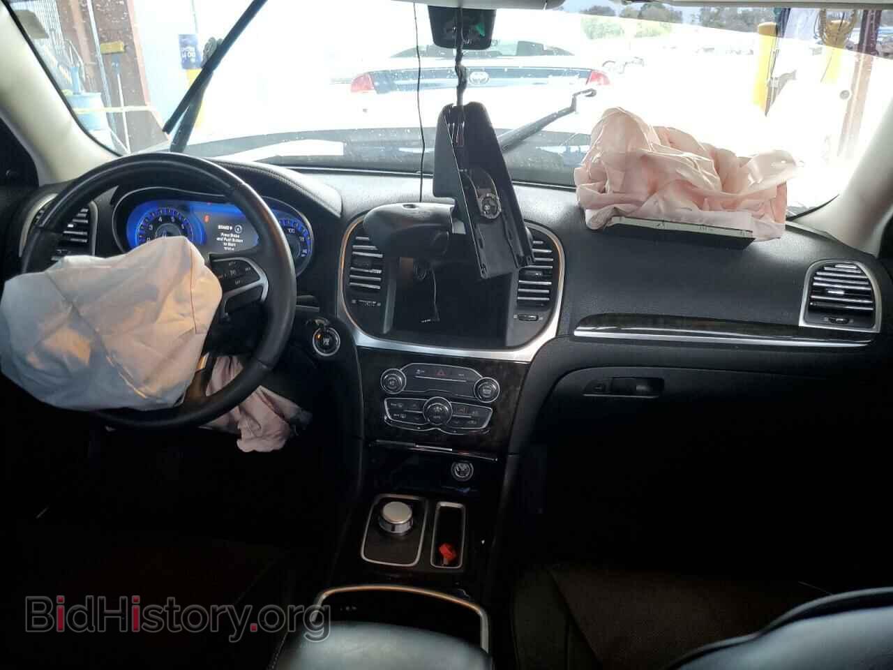 2016 CHRYSLER 300 - VIN: 2C3CCAEG6GH197914 - Фото 9