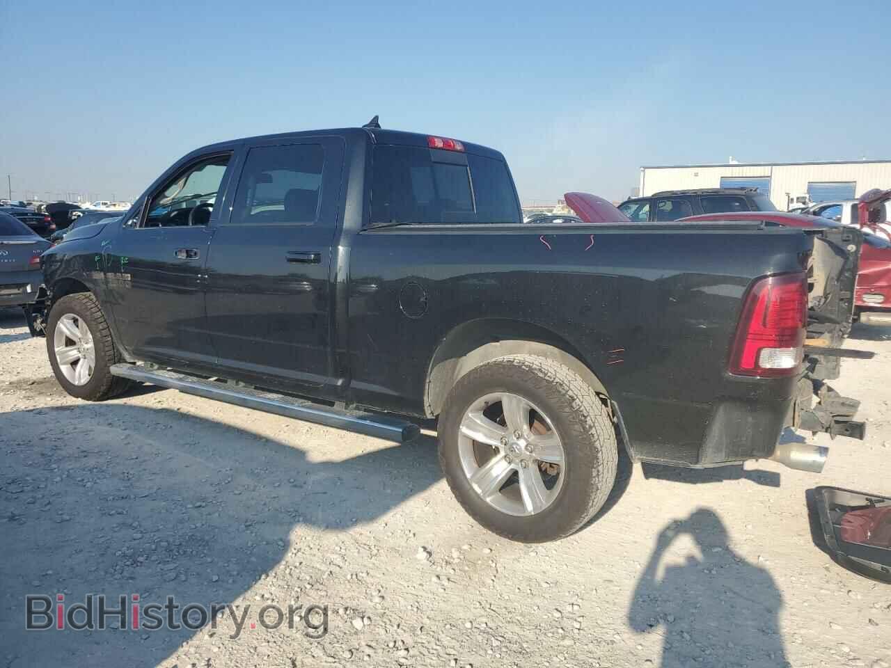 2018 RAM 1500 - VIN: 1C6RR7UT7JS202972 - Фото 2