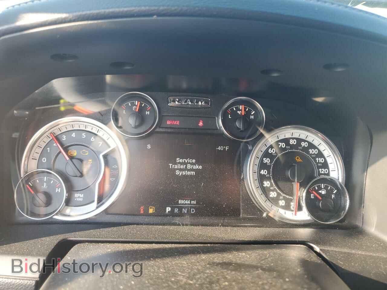 2018 RAM 1500 - VIN: 1C6RR7UT7JS202972 - Фото 9