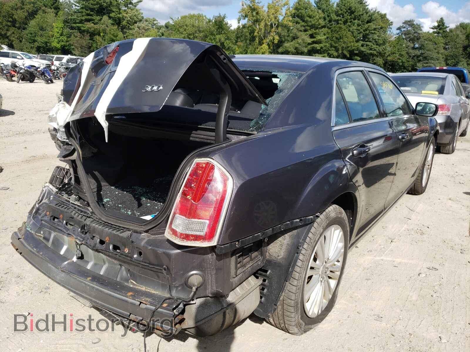 2014 CHRYSLER 300 - VIN: 2C3CCARG3EH144448 - Фото 4