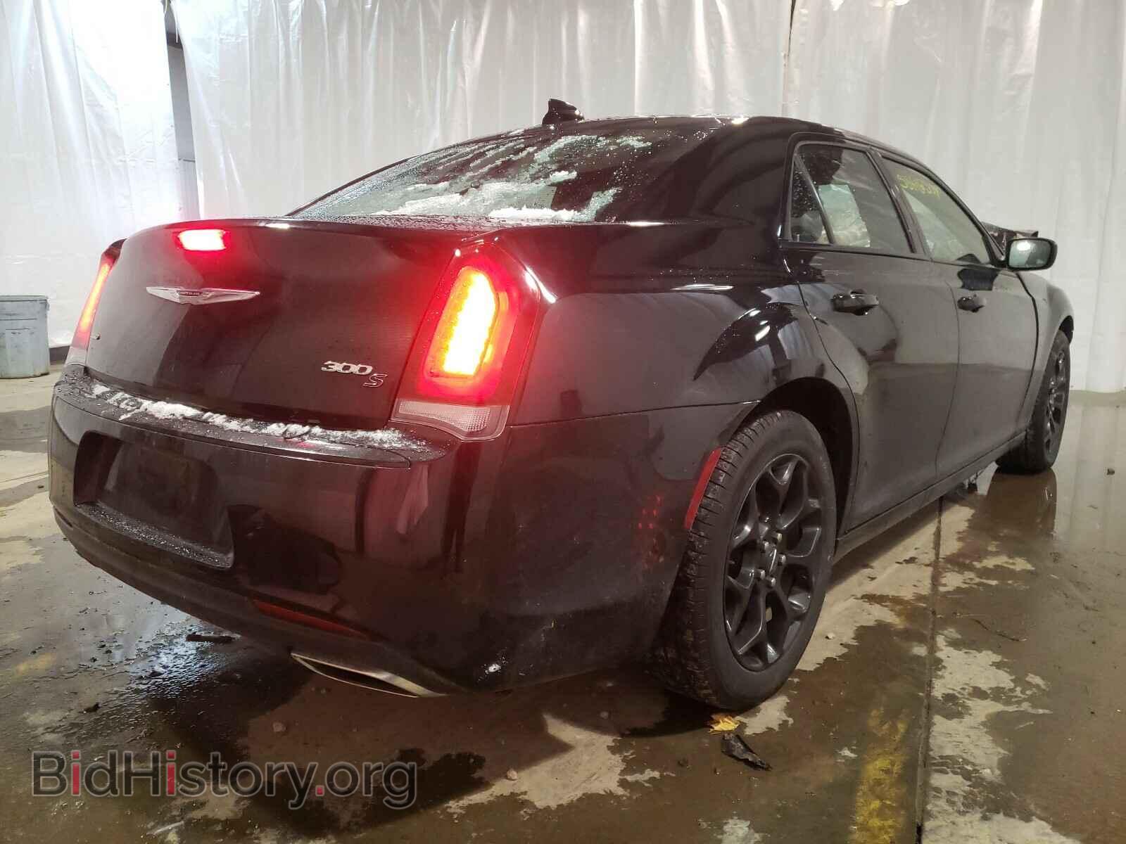 2019 CHRYSLER 300 - VIN: 2C3CCAGG8KH690788 - Фото 4