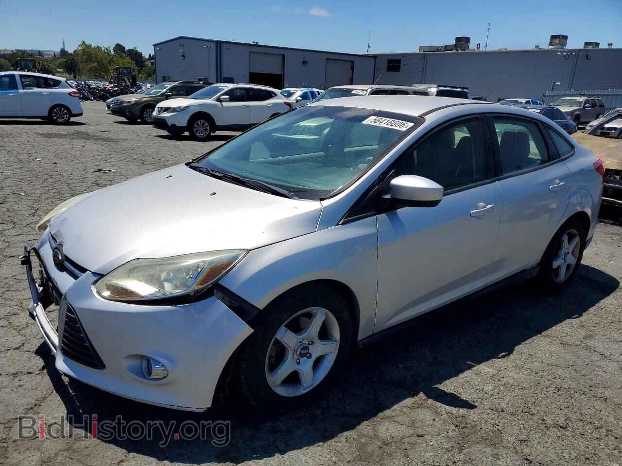Photo 1FAHP3F2XCL108451 - FORD FOCUS 2012