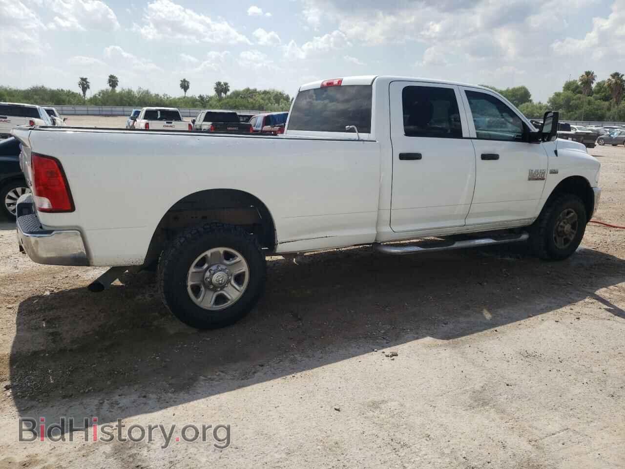 2017 RAM All Models - VIN: 3C6UR5HJ4HG749044 - Фото 3
