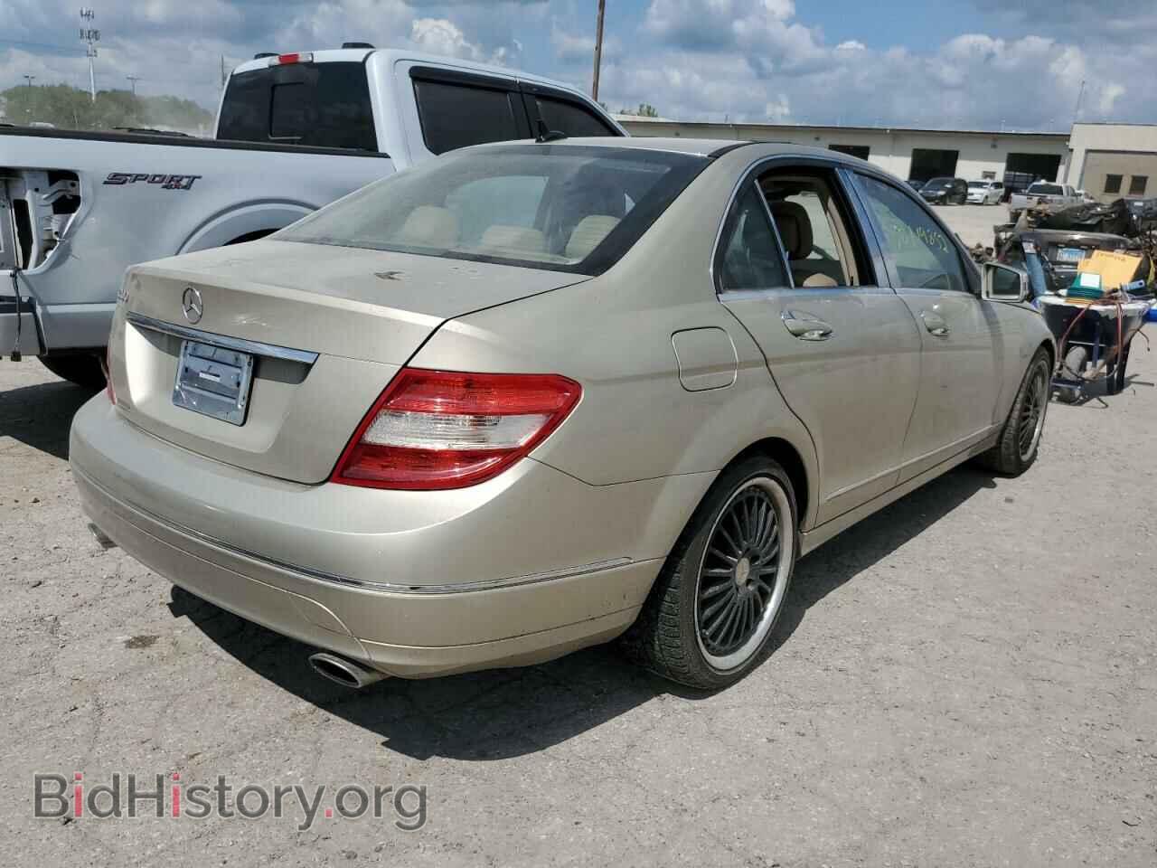 2011 MERCEDES-BENZ C-CLASS - VIN: WDDGF5EB6BR140319 - Фото 4