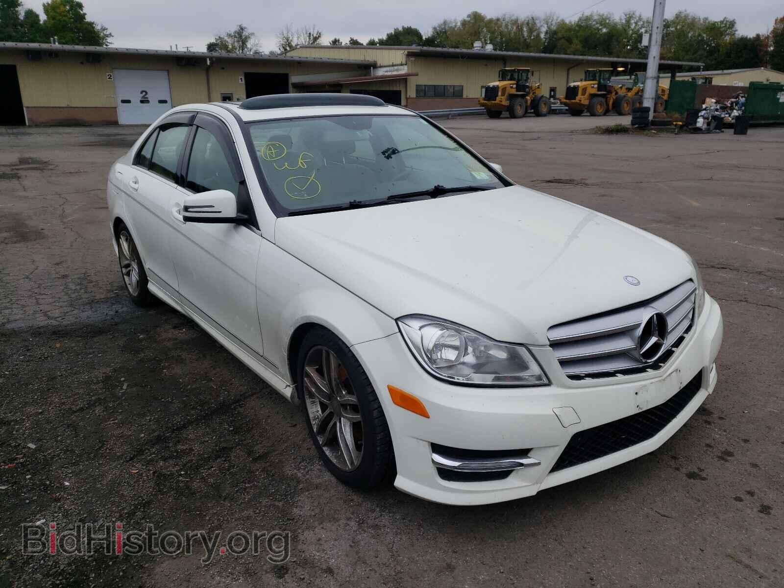 Фотография WDDGF8BB0CR195467 - MERCEDES-BENZ C-CLASS 2012