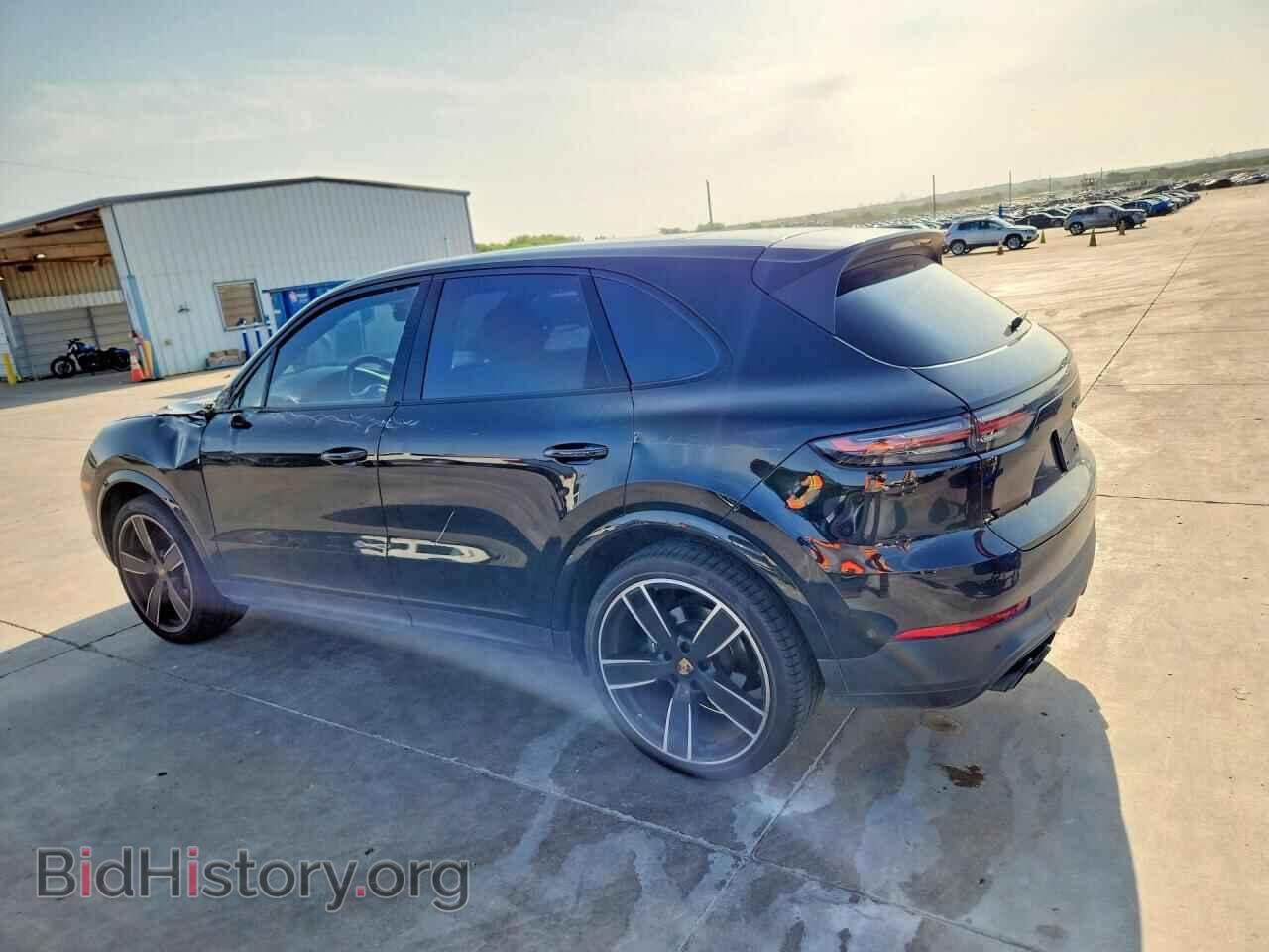 2022 PORSCHE CAYENNE - VIN: WP1AA2AY2NDA05412 - Photo 2