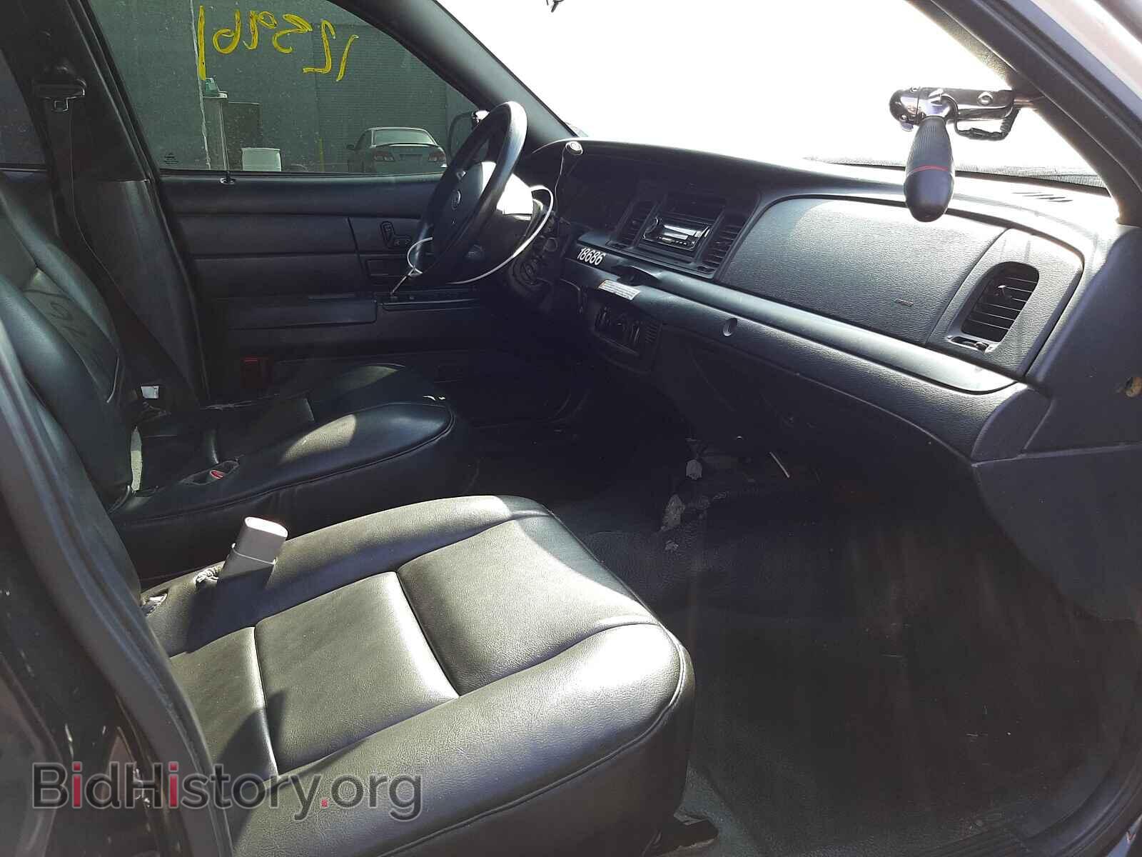 2011 FORD CROWN VIC - VIN: 2FABP7BV1BX157634 - Фото 5