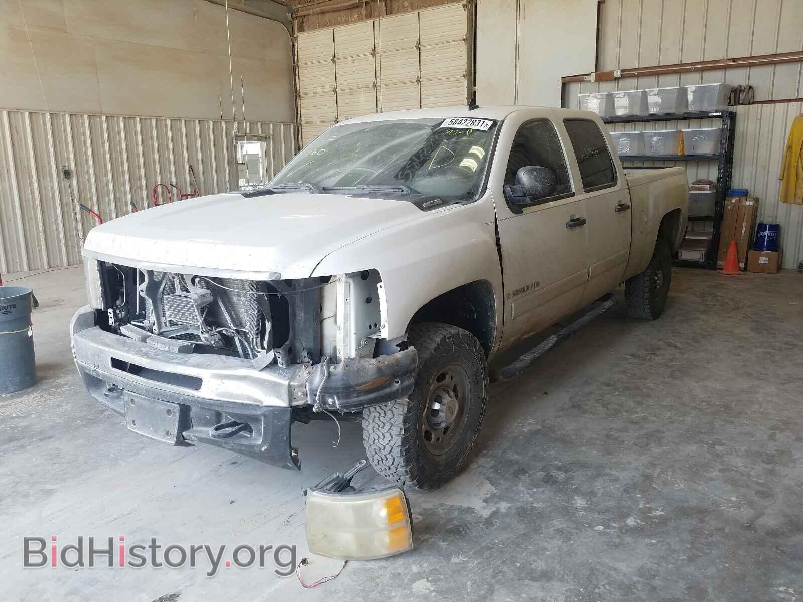 2008 CHEVROLET SILVERADO - VIN: 1GCHC23K08F197151 - Фото 2