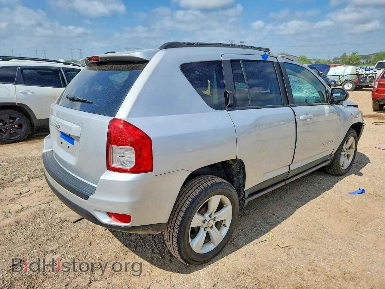 2011 JEEP COMPASS - VIN: 1J4NT1FA3BD289142 - Фото 3