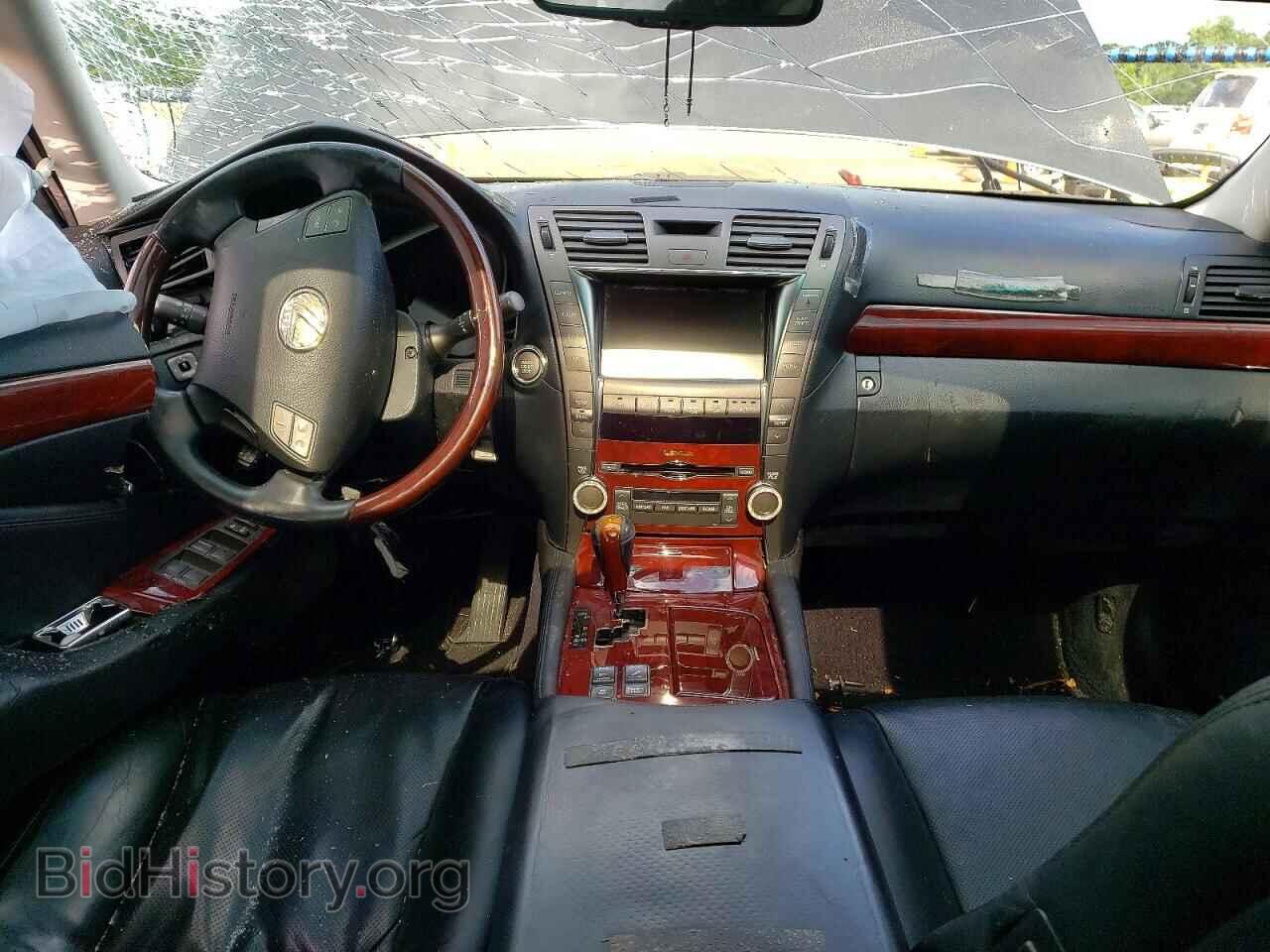 2009 LEXUS LS460 - VIN: JTHCL46F595000260 - Photo 8