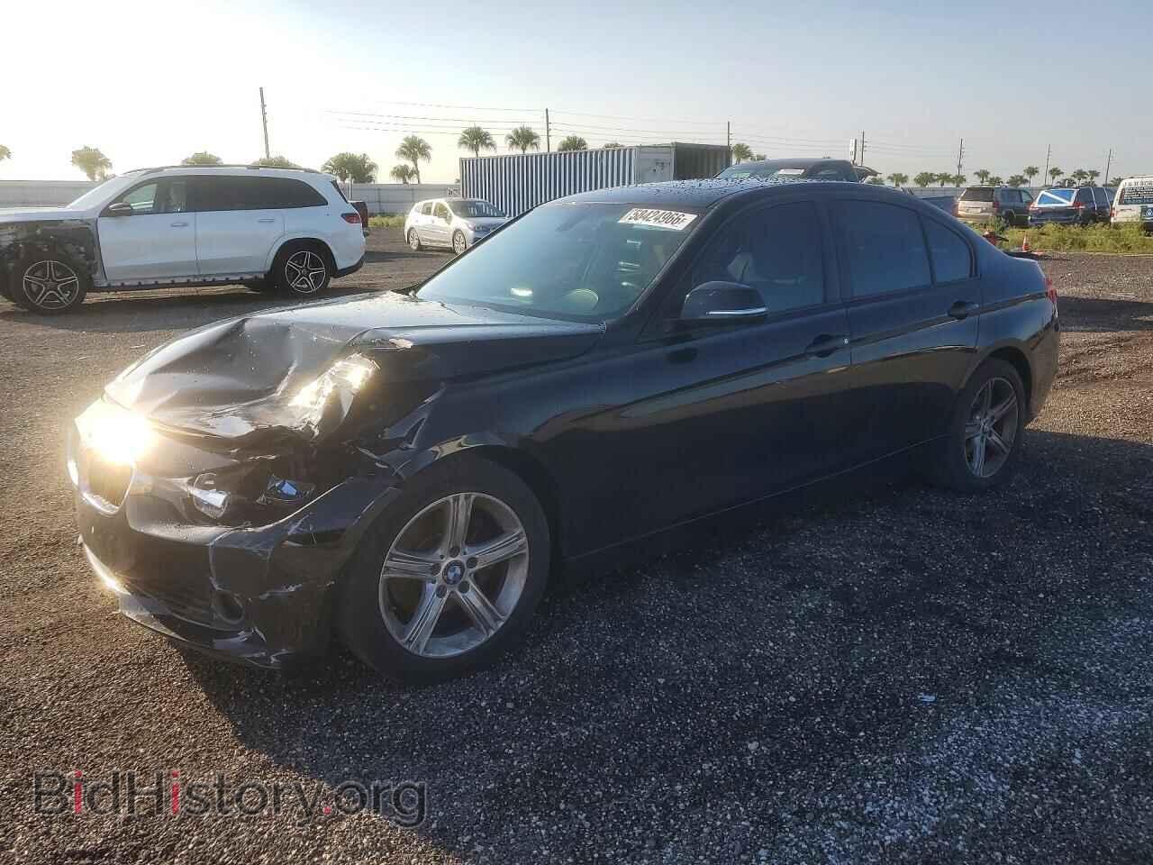 Photo WBA3A5C59DF358535 - BMW 3 SERIES 2013