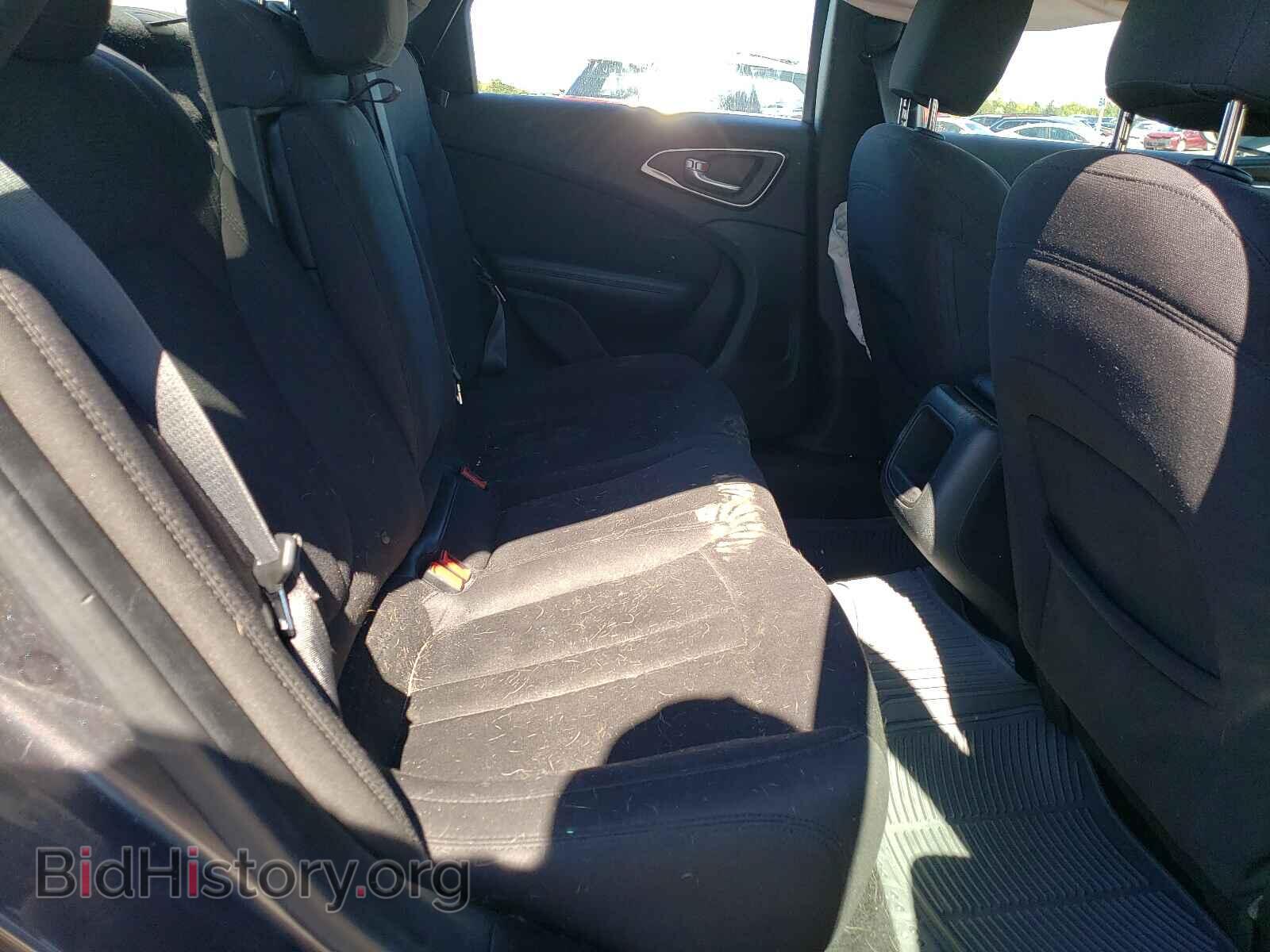 2015 CHRYSLER 200 - VIN: 1C3CCCAB2FN536728 - Фото 6