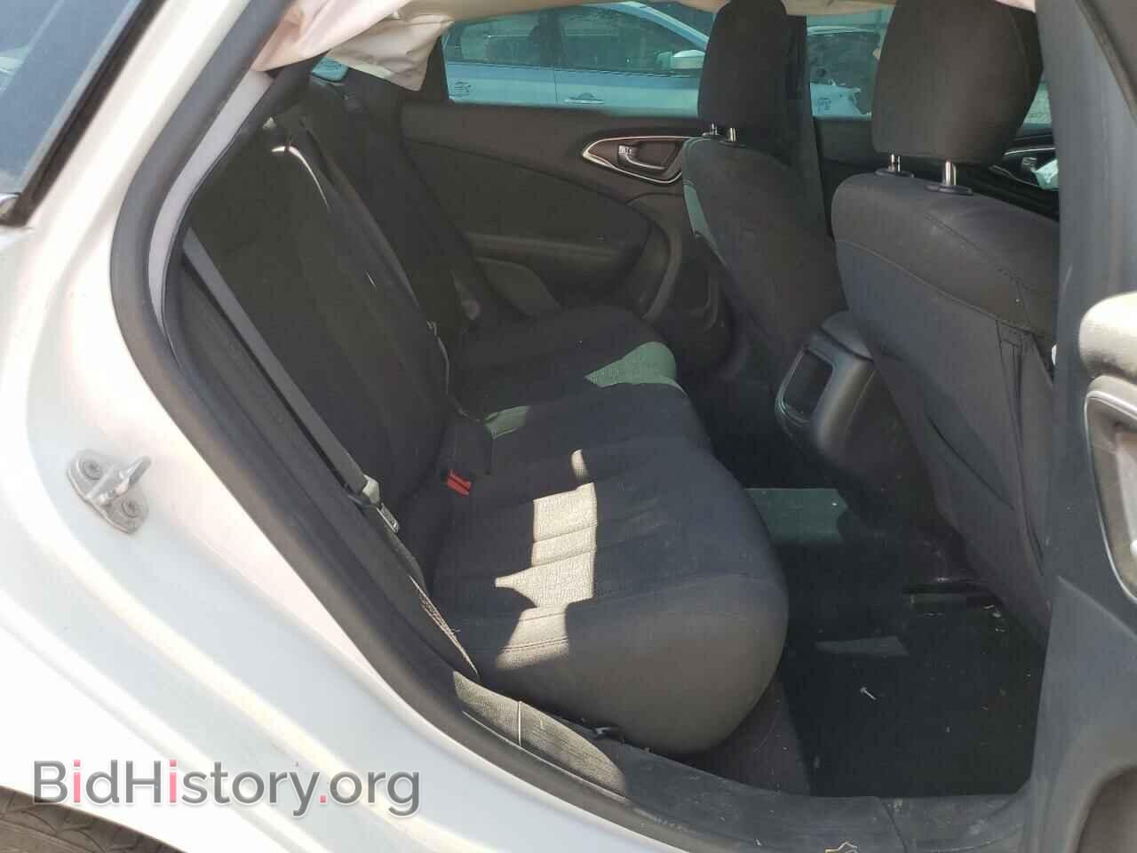 2016 CHRYSLER 200 - VIN: 1C3CCCAB6GN178406 - Фото 6